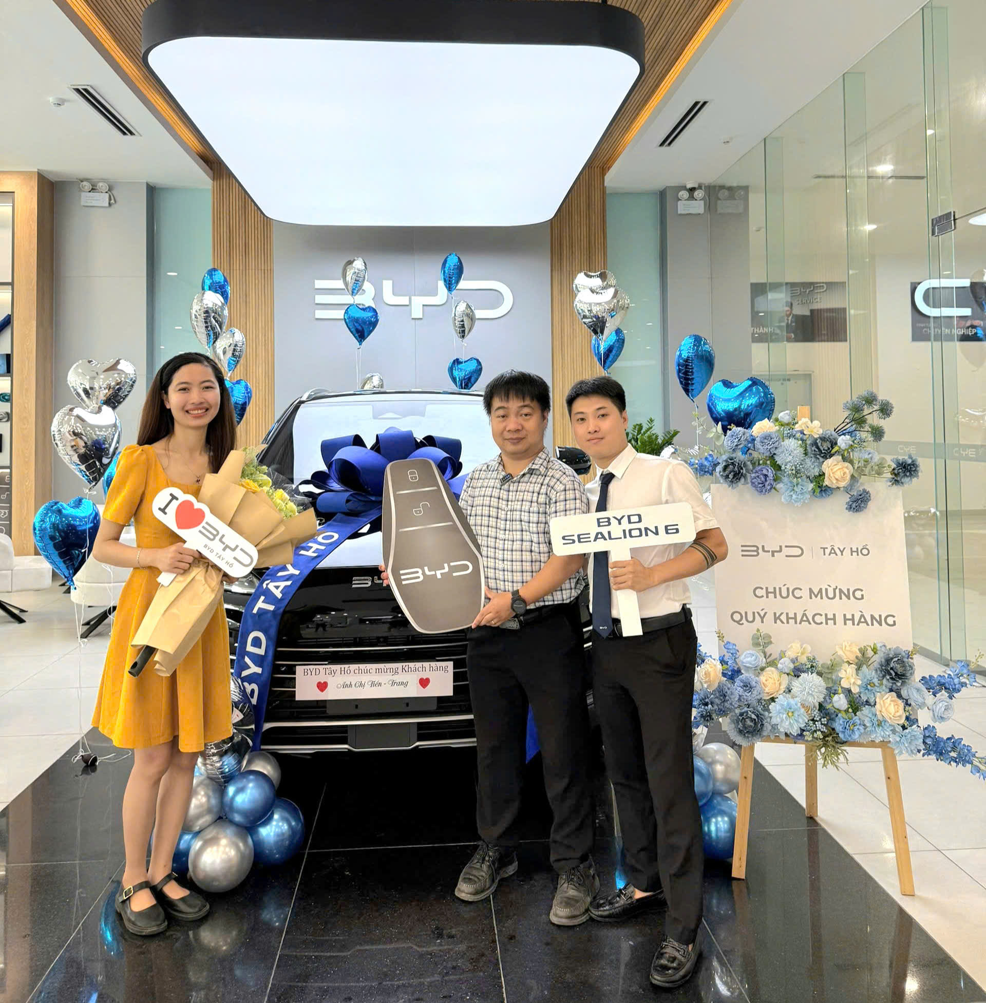 Lễ giao xe BYD Sealion 6 tại BYD Tây Hồ