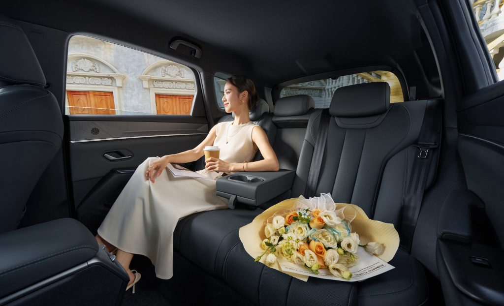 Hàng ghế sau BYD Sealion 5